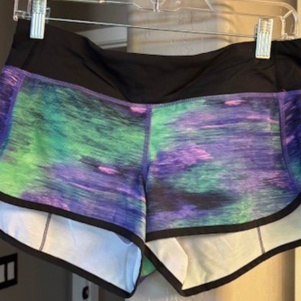 Lululemon purple, green & black Speed Up Shorts, low rise, 2.5, size 6
